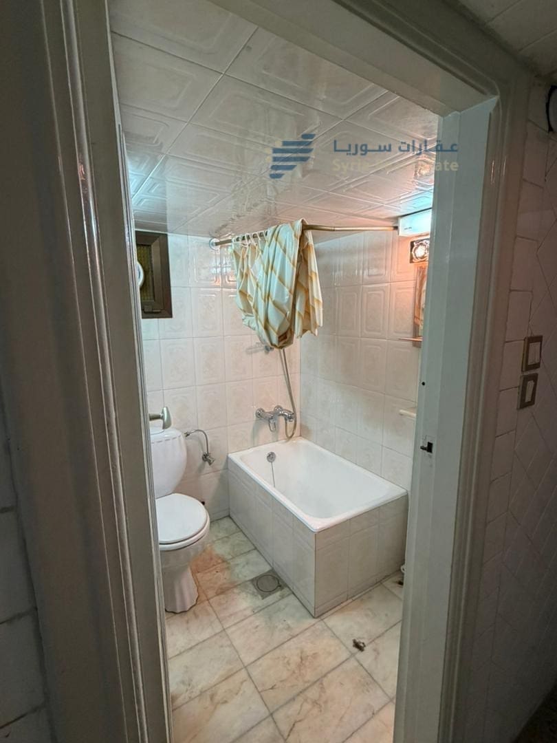 scaled_1000015542 المالكي مقابل المول